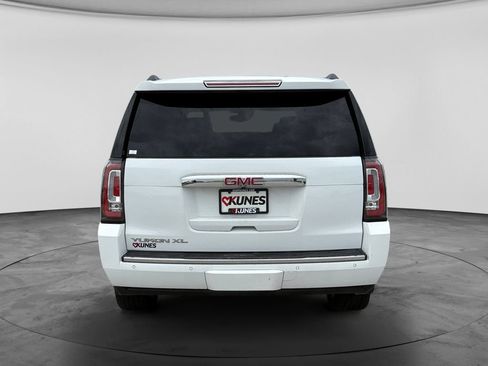Used 2017 GMC Yukon XL Denali w/ Open Road Package AWD/4WD image 8