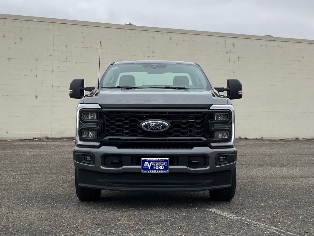 New 2025 Ford F350 XL w/ STX Appearance Package AWD/4WD image 9