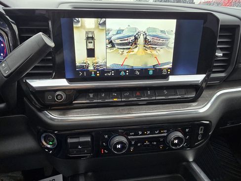 Certified 2024 Chevrolet Silverado 3500 LTZ w/ LTZ Plus Package image 23