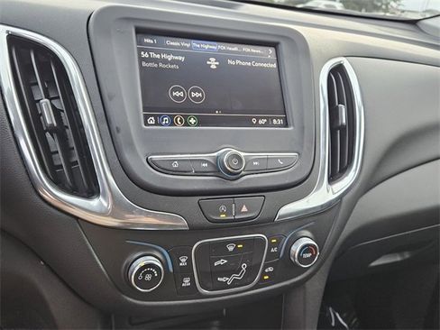 Used 2022 Chevrolet Equinox LT image 20