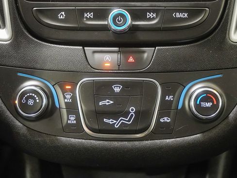 Used 2023 Chevrolet Malibu LS image 29