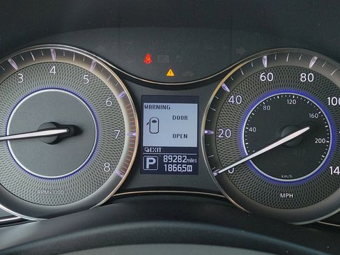 Used 2017 INFINITI QX80 2WD w/ Driver Assistance Package image 14