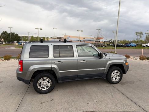 Used 2014 Jeep Patriot Sport AWD/4WD image 8
