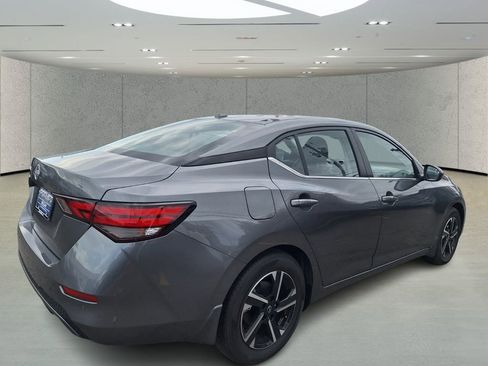 New 2025 Nissan Sentra SV image 5