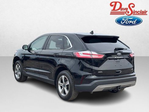 Used 2022 Ford Edge SEL w/ Convenience Package image 9