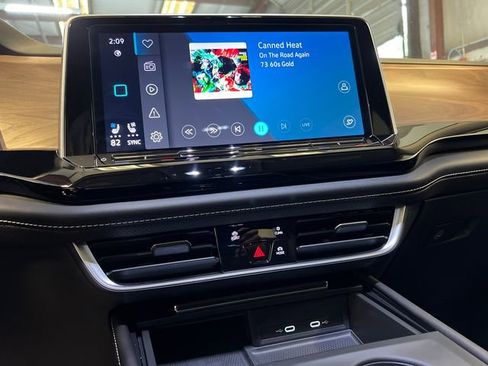 Certified 2024 Volkswagen Atlas SE FWD image 24