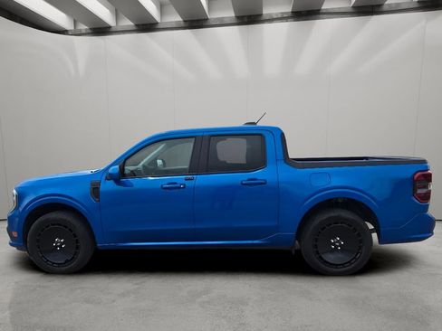 Used 2025 Ford Maverick Lobo AWD/4WD image 2