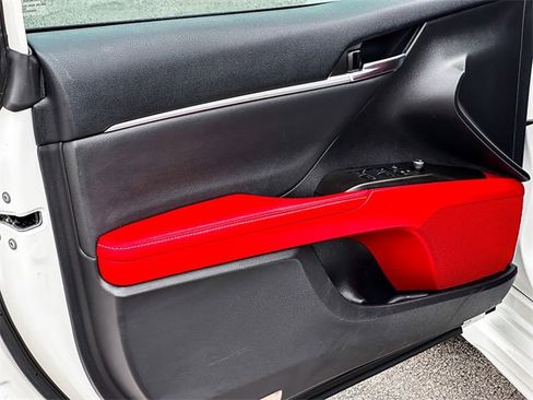 Used 2023 Toyota Camry XSE image 11