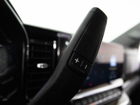 Used 2023 GMC Sierra 1500 Elevation image 30