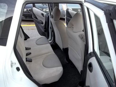 Used 2007 Honda Fit Base 4dr Hatchback 5A image 12