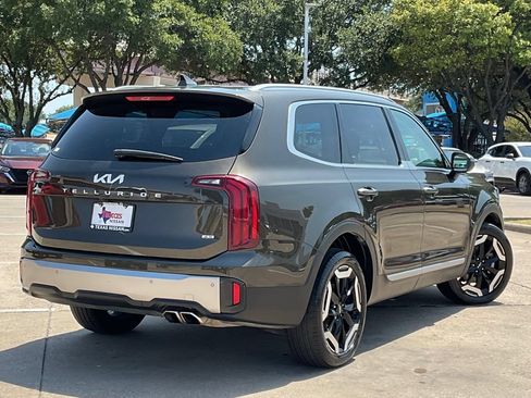 Used 2025 Kia Telluride S AWD/4WD image 4