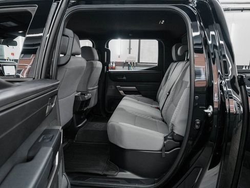 Used 2025 Toyota Tundra SR image 28