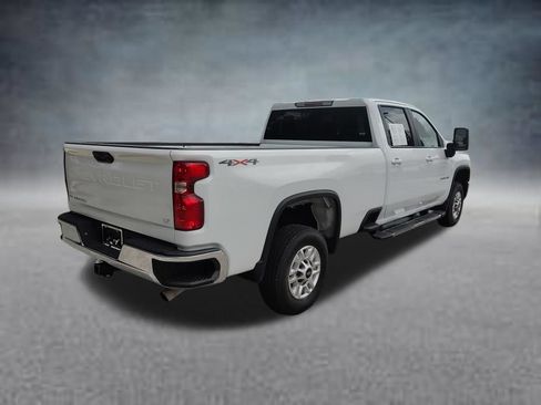 Used 2025 Chevrolet Silverado 2500 LT w/ Convenience Package AWD/4WD image 7