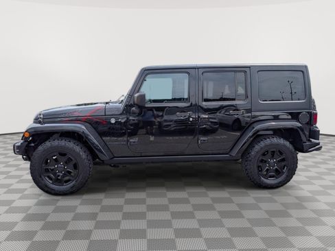 Used 2016 Jeep Wrangler Unlimited Sahara AWD/4WD image 2