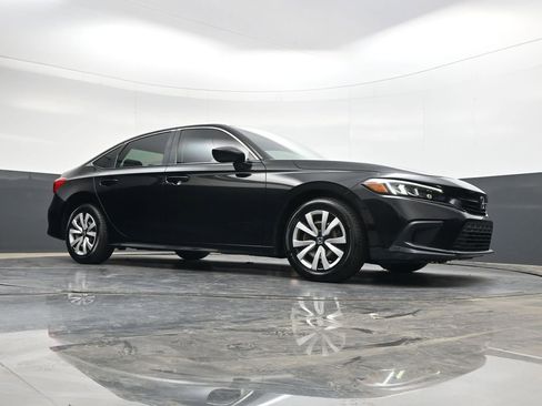 Used 2023 Honda Civic LX image 25