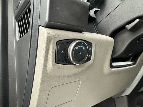 Used 2021 Ford F250 XLT AWD/4WD image 12
