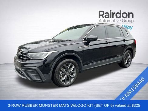 Used 2022 Volkswagen Tiguan SE image 3