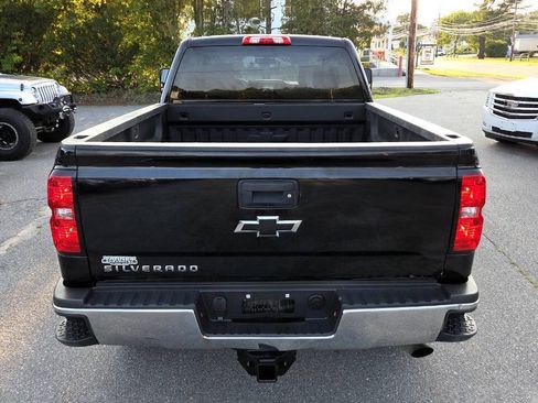 Used 2019 Chevrolet Silverado 2500 W/T w/ Snow Plow Prep Package AWD/4WD image 12