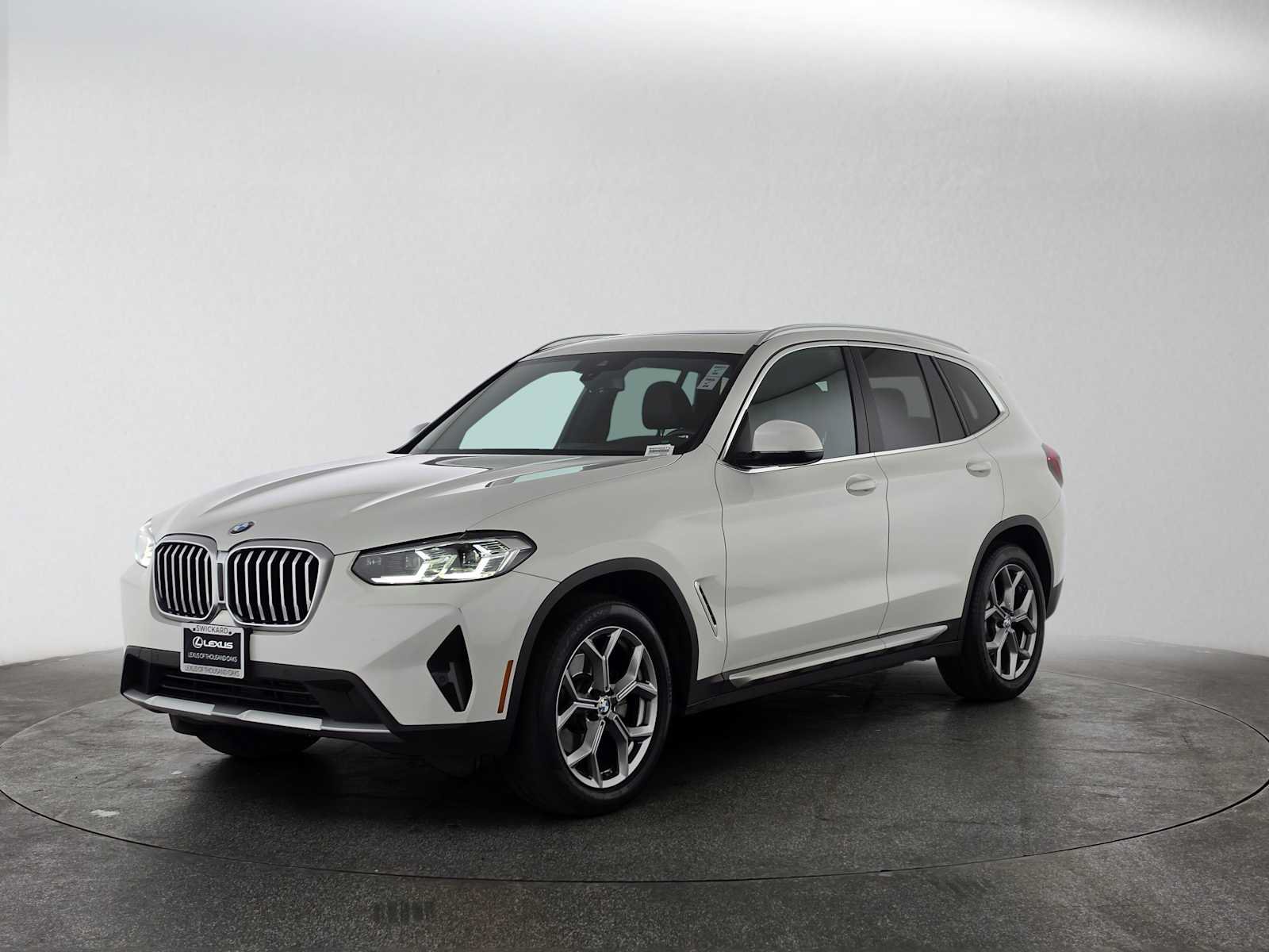 Used 2023 BMW X3 xDrive30i w/ Convenience Package AWD/4WD image 7