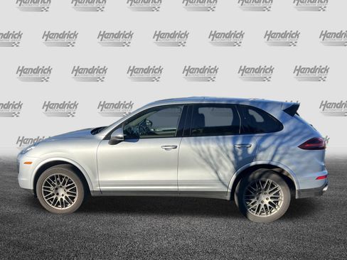 Used 2018 Porsche Cayenne Platinum Edition image 7