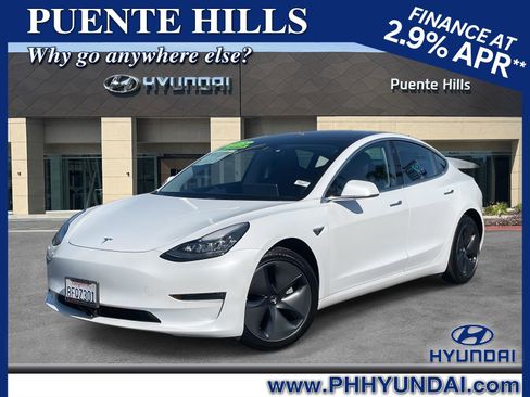 Used 2018 Tesla Model 3 Long Range image 1