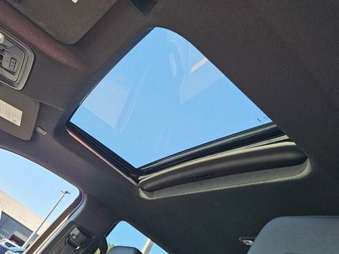 Used 2023 GMC Sierra 1500 AT4 w/ AT4 Premium Package image 21