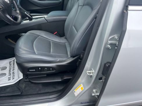 Used 2021 Buick Enclave Premium w/ Surround and Sites Package image 19