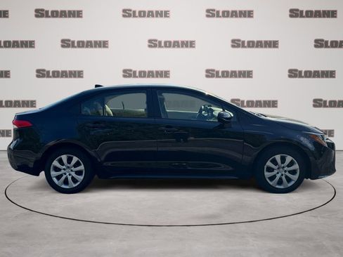 Used 2024 Toyota Corolla LE FWD image 6