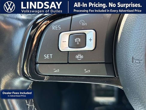 Used 2019 Volkswagen Golf R 4-Door AWD/4WD image 20