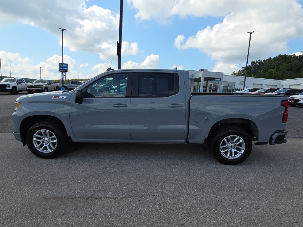 Used 2024 Chevrolet Silverado 1500 RST w/ Z71 Off-Road Package AWD/4WD image 5