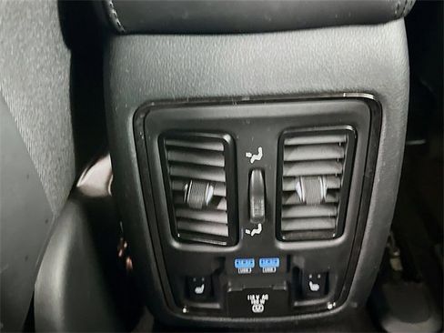 Used 2020 Jeep Grand Cherokee High Altitude image 27
