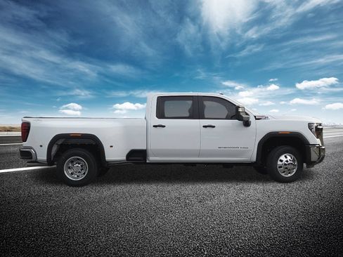 New 2026 GMC Sierra 3500 Pro w/ 1SA Pro Safety Plus Package AWD/4WD image 22