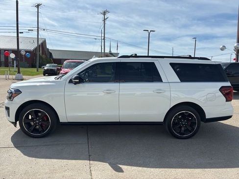 Used 2022 Ford Expedition Max Limited AWD/4WD image 4