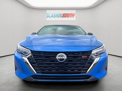 Used 2024 Nissan Sentra SR FWD image 8