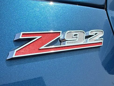 Used 2017 Chevrolet Silverado 1500 LTZ Z71 AWD/4WD image 12