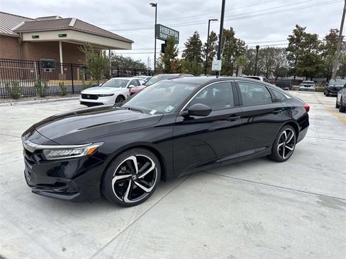 Used 2022 Honda Accord Sport image 3