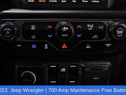 Used 2023 Jeep Wrangler Unlimited Sahara image 24