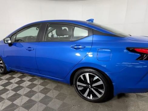 Used 2021 Nissan Versa SR w/ Convenience Package FWD image 7