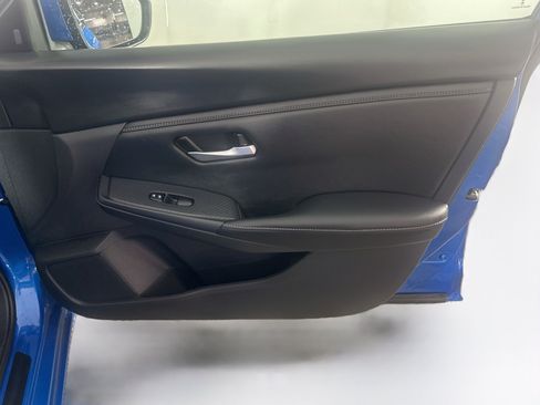 Used 2024 Nissan Sentra SV FWD image 29