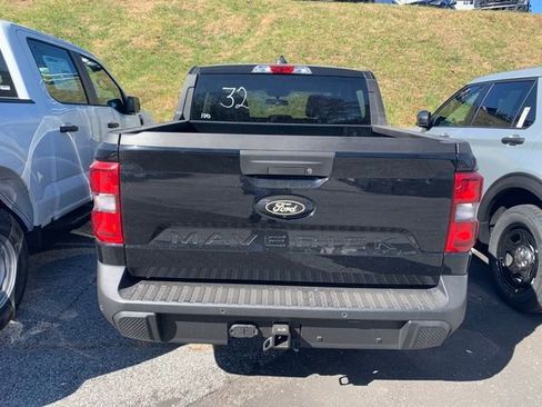New 2025 Ford Maverick XLT w/ XLT Luxury Package image 17