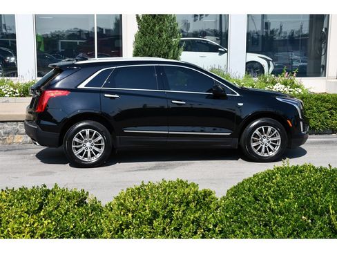 Used 2019 Cadillac XT5 Luxury FWD image 3