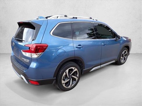 Used 2023 Subaru Forester Touring AWD/4WD image 4