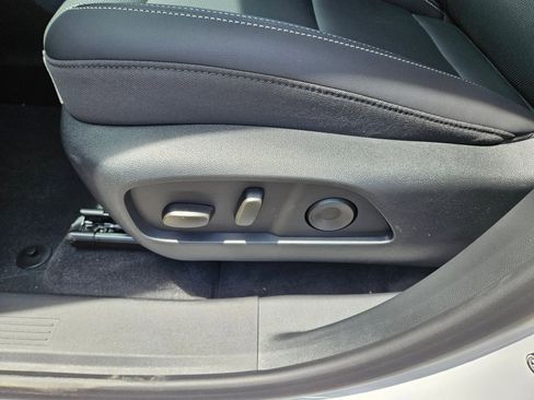 New 2026 GMC Terrain Elevation w/ Elevation Premium Package FWD image 24