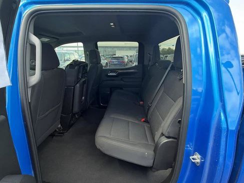 Used 2025 Chevrolet Silverado 1500 LT AWD/4WD image 18