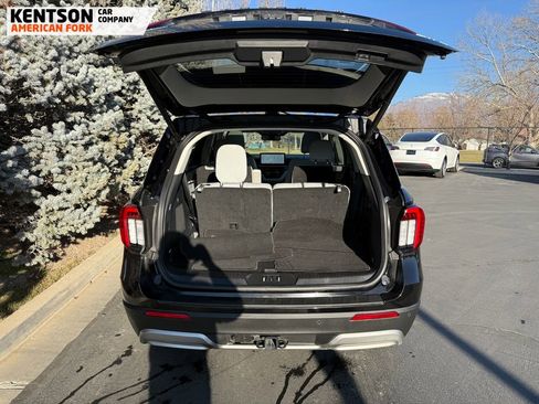 Used 2025 Ford Explorer Platinum w/ LUX Leather Package image 41