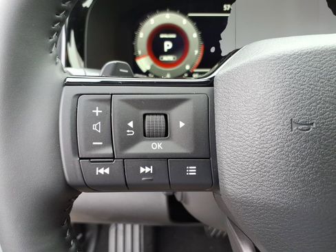 New 2026 Nissan Pathfinder Platinum AWD/4WD image 18