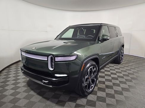 Used 2024 Rivian R1S Adventure AWD/4WD image 1