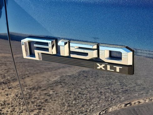 Used 2019 Ford F150 XLT w/ Equipment Group 301A Mid image 8