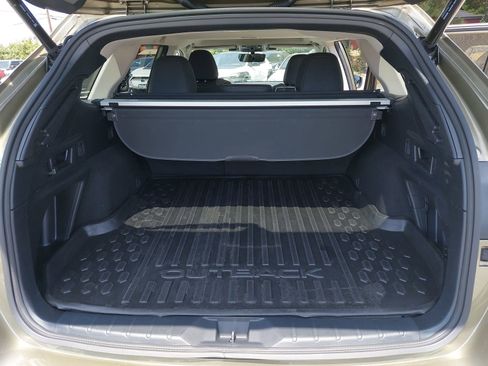 Used 2023 Subaru Outback Onyx Edition AWD/4WD image 12