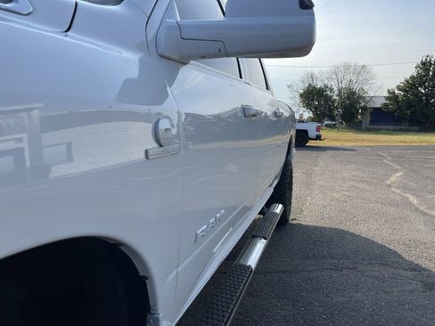 Used 2022 RAM 2500 Tradesman w/ Chrome Appearance Group image 16